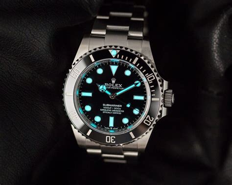 rolex chromalight vs glow.